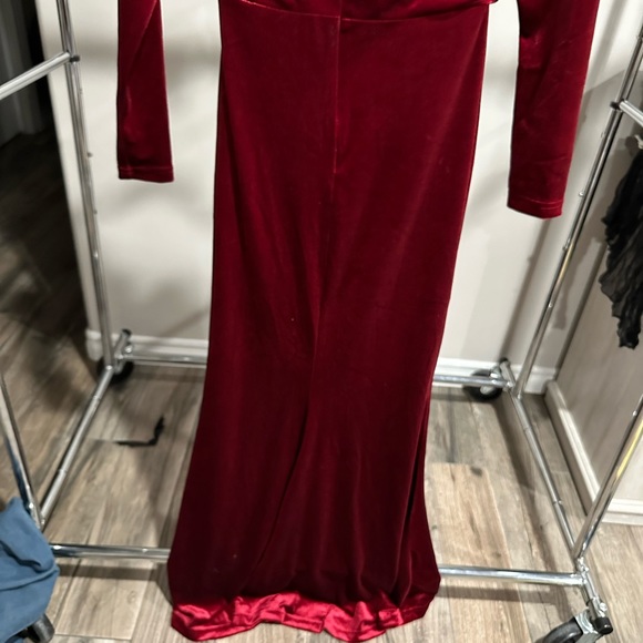 Formal dress - Picture 7 of 8